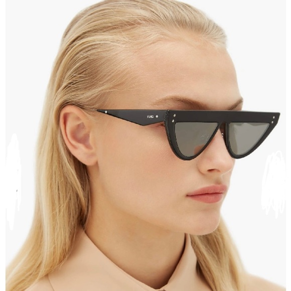 Fendi Defender-D Frame Sunglasses FF0371/S - Picture 10 of 10